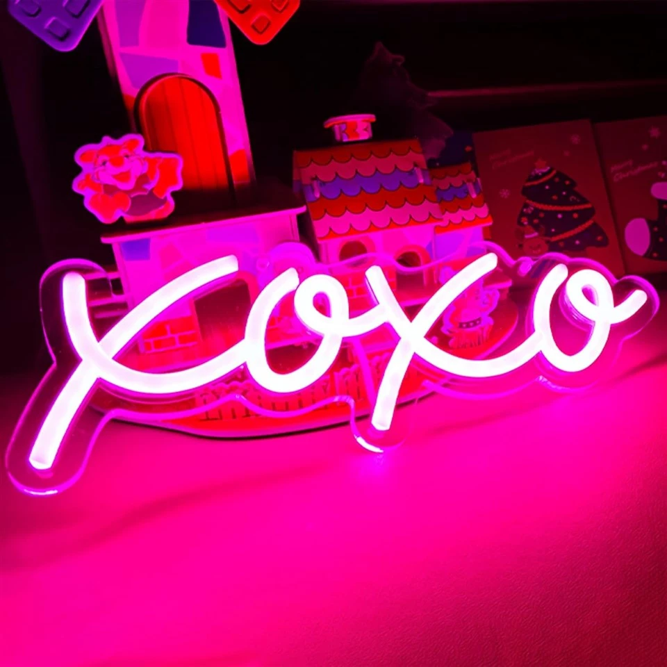 Xoxo розов неонов знак